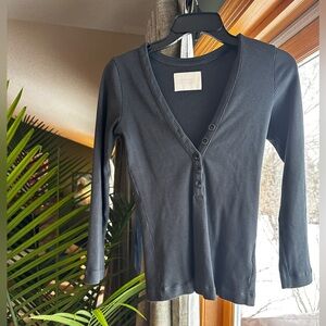 Citizens of Humanity Black Button-Up henley Ribbed Top